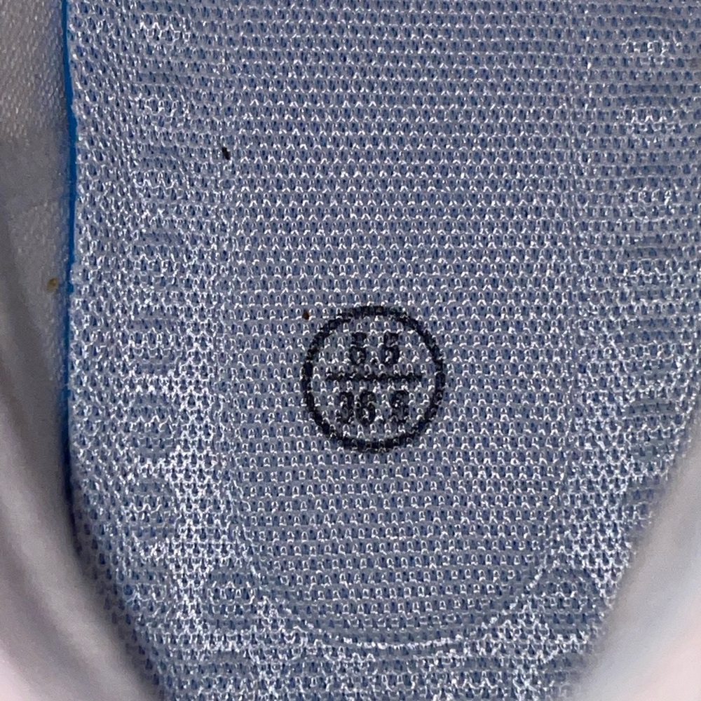 Shoes - Picture 5 of 5